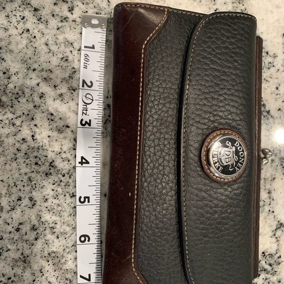 Dooney & Bourke wallet - Picture 5 of 10